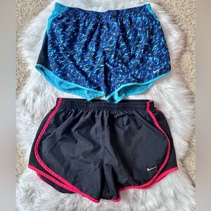 BUNDLE Nike Running Size M Women's Blue Patterned and Black/Pink Shorts